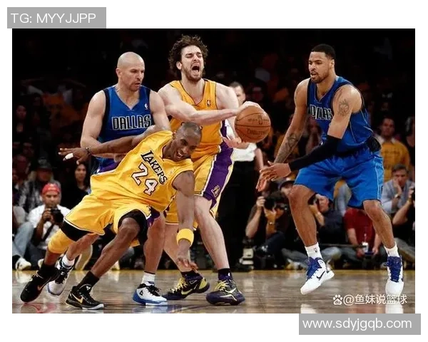 重庆篮球队灵活性深度对比分析及其对战绩的影响探讨 重庆篮球队灵活性深度对比分析及其对战绩的影响探讨