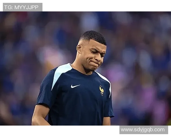 足球明星的胖胖形象如何影响他们的职业生涯与公众形象分析 足球明星的胖胖形象如何影响他们的职业生涯与公众形象分析